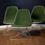 Set of three chairs, after a design by Charles & Ray Eames - photo 3