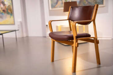 Hans J. Wegner (1914 Tønder - 2007 Copenhagen), Chair for Johannes Hansen
