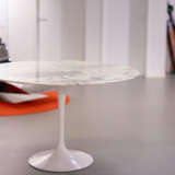 Eero Saarinen, dining table ''Tulip'', designed for Knoll International, 1970s - photo 1