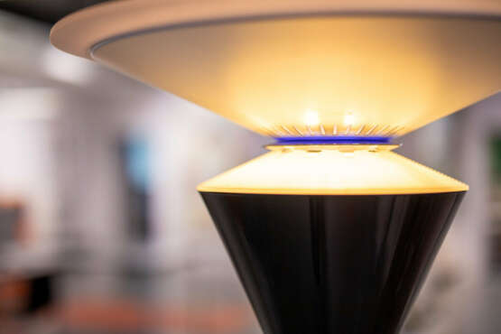 Pier Giuseppe Ramella, Tischleuchte "Giada", Entwurf 1989 für Arteluce - фото 4 Pier Giuseppe Ramella, Tischleuchte "Giada", Entwurf 1989 für Arteluce - фото 4