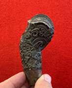 Обзор. Collection of Kriss Handles, Java, Indonesia, Late 18th Early 19th Century