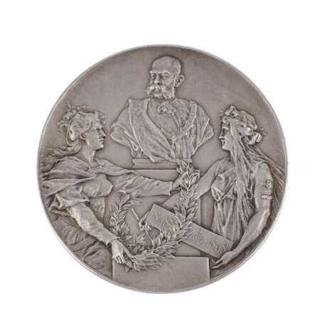 Österreich - Franz Joseph I., Silbermedaille 1898 auf as 50-jährige - photo 1