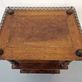 Antique etagere Mahagoni At the turn of the 15th - 16th century - Foto 6