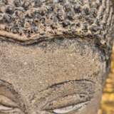 Shakyamuni Buddha head in sandstone Thailand Ayutthaya 17th century Stoneware 17th century - photo 6