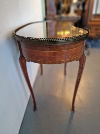 Ladies& 039; table Mahogany 20th century - photo 2 Ladies& 039; table Mahogany 20th century - photo 2