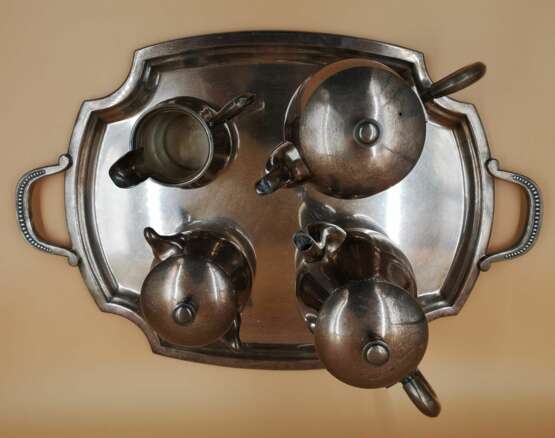 Посеребренный кофейный сервиз Металл Early 20th century г. - фото 7 Посеребренный кофейный сервиз Металл Early 20th century г. - фото 7