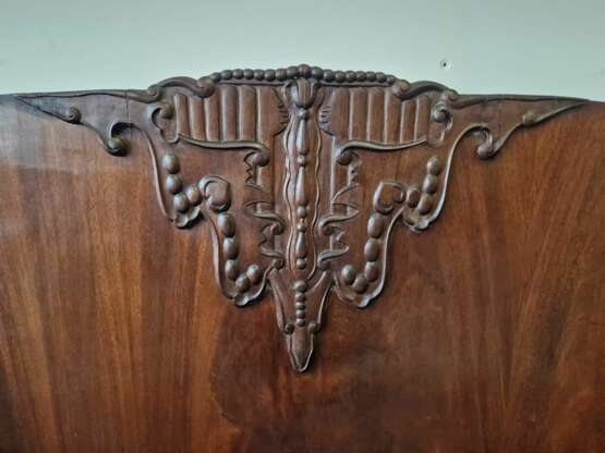 Magnifique buffet Art Déco. Palissandre acajou. France. Années 1930. Dimensions : hauteur 147 cm ; longueur 189 cm ; profondeur 48 cm. Rosenholz Early 20th century - Foto 8 Magnifique buffet Art Déco. Palissandre acajou. France. Années 1930. Dimensions : hauteur 147 cm ; longueur 189 cm ; profondeur 48 cm. Rosenholz Early 20th century - Foto 8