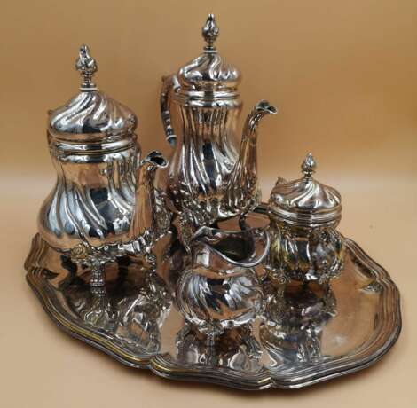 Beautiful tea-coffee service Métal Neorococo Early 20th century - photo 1 Beautiful tea-coffee service Métal Neorococo Early 20th century - photo 1