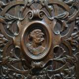 French Renaissance Revival Carved Oak Buffet &agrave; Deux Corps 19 Century Bois naturel 19th century - photo 15