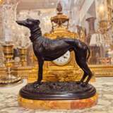 19th Century Statue of a Greyhound in Bronze in the Style of Pierre-Jules M&ecirc;ne Bronce 19th century - photo 7