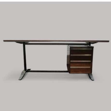 Modern Executive Desk by Alberto Rosselli and Gio Ponti for Arflex 20th Century Metall 20th century - Foto 6 Modern Executive Desk by Alberto Rosselli and Gio Ponti for Arflex 20th Century Metall 20th century - Foto 6
