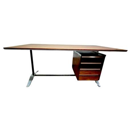 Modern Executive Desk by Alberto Rosselli and Gio Ponti for Arflex 20th Century Metall 20th century - Foto 7 Modern Executive Desk by Alberto Rosselli and Gio Ponti for Arflex 20th Century Metall 20th century - Foto 7