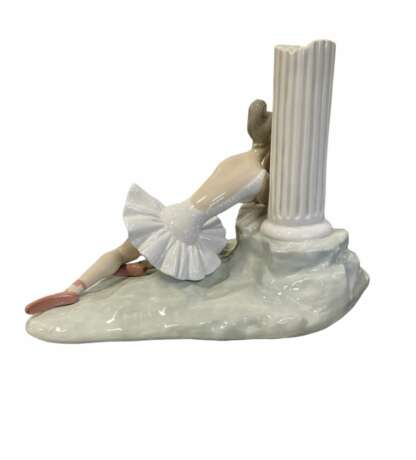 Contemplation LLADRÓ Porcelaine Romanticism 20th century - photo 2 Contemplation LLADRÓ Porcelaine Romanticism 20th century - photo 2