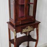 Restored antique display case with beautiful bronze elements Ореховое дерево Eclecticism 19th century г. - фото 2