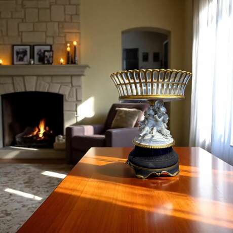 Paris Porcelain centerpiece with putti 19th Century Porcelain 19th century - photo 3 Paris Porcelain centerpiece with putti 19th Century Porcelain 19th century - photo 3