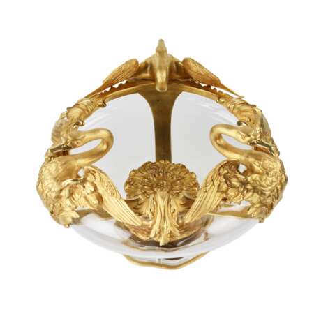 Paire de vases ronds en verre coule et bronze dore à motif de cygnes. France 20ème siècle. Glas 20th century - Foto 8 Paire de vases ronds en verre coule et bronze dore à motif de cygnes. France 20ème siècle. Glas 20th century - Foto 8