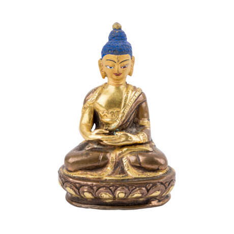 Buddha Amitayus aus Bronze. SINOTIBETISCH, 19./20. Jahrhundert. - photo 1
