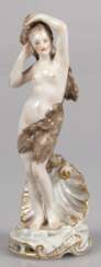 Figur "Venus", Frankreich, Ende 19. Jh., Saint-Maurice, polychrom bemalt mit Goldstaffage, Marke "Drei gekreuzte Linien , darunter S", H. 15 cm