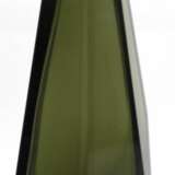 Vase, Moser Karlsbad, dunkelgrünes Glas, unregelmäßige Sechskantform, H. 21 cm - photo 1