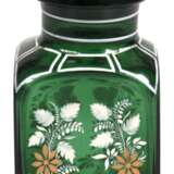 Biedermeier-Kräuter- oder Teegefäß, grünes Glas mit floraler und ornamentaler Emaillemalerei, 1. Hälfte 19. Jh., eingeschliffener Stopfen, Abriß, H. 16 cm - photo 1