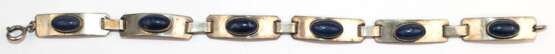 Armband, 835er Silber mit 6 ovalen Lapislazuli-Cabochons besetzt, Georg Kramer punziert, Ges.-Gew. 15,1 g, L. 21 cm - photo 1 Armband, 835er Silber mit 6 ovalen Lapislazuli-Cabochons besetzt, Georg Kramer punziert, Ges.-Gew. 15,1 g, L. 21 cm - photo 1