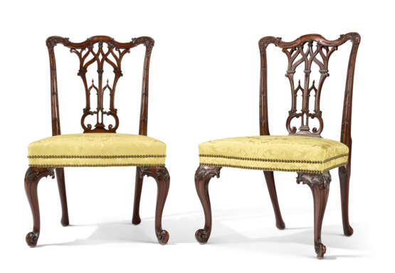 A PAIR OF GEORGE III MAHOGANY SIDE CHAIRS - фото 1 A PAIR OF GEORGE III MAHOGANY SIDE CHAIRS - фото 1