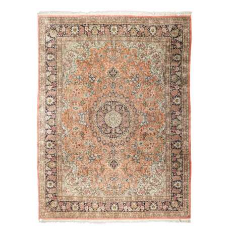 Orientteppich aus Seide. GHOM/PERSIEN, 20. Jahrhundert, 410x310 cm. - Foto 1