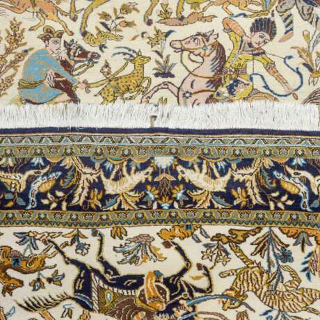 Orientteppich mit Seide. PERSIEN, 20. Jahrhundert, 223x140 cm. - Foto 3