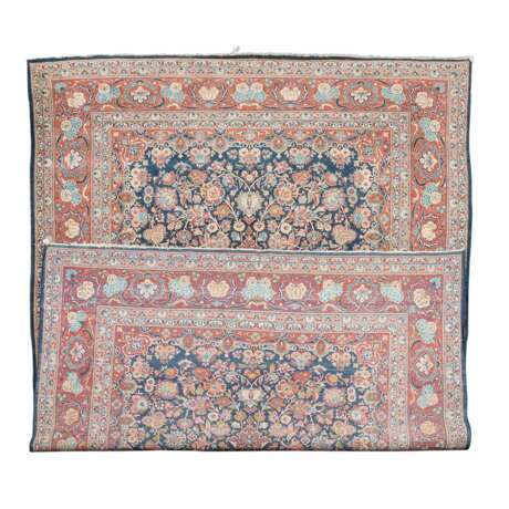 Orientteppich. PERSIEN, 1. Hälfte 20. Jahrhundert, 430x315 cm. - photo 2