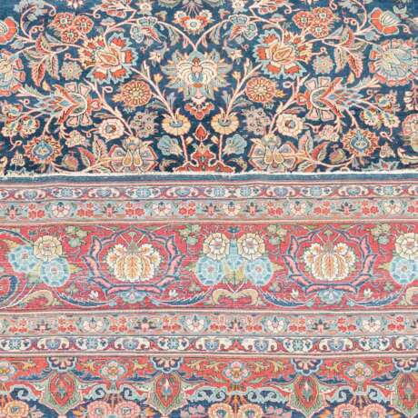 Orientteppich. PERSIEN, 1. Hälfte 20. Jahrhundert, 430x315 cm. - фото 3