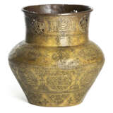 Fein gravierte Vase aus Messingbronze - Foto 1