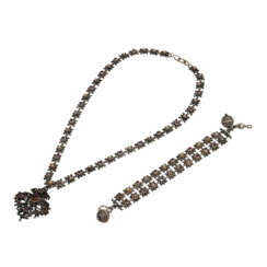 Demi-Parure necklace and bracelet in the style of neo-Renaissance