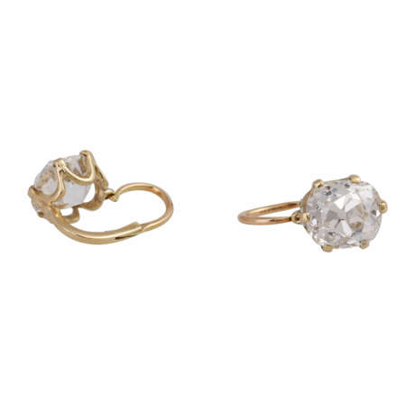 Paar Ohrringe mit Diamanten zusammen ca. 6 ct, - Foto 3