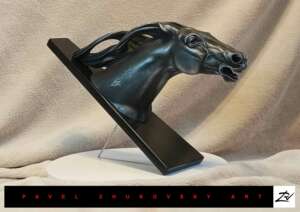 Символ 2026 года конь. 