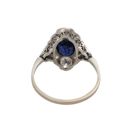 Art Déco Ring mit ovalem Saphir und Altschliffdiamanten, - Foto 4