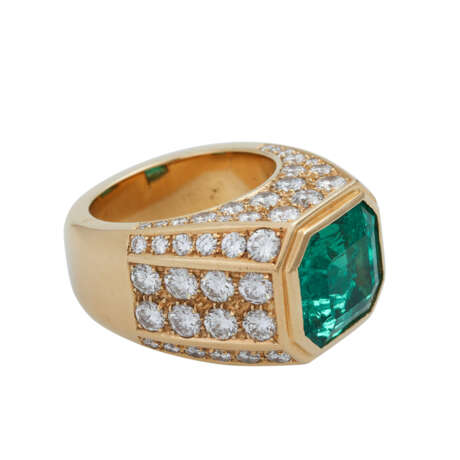 Ring mit Smaragd ca. 12 ct und Brillanten - Foto 2