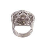 Ring mit üppgigem Diamantbesatz zusammen ca. 6,5 ct - Foto 4