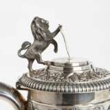 Pichet &agrave; vin en argent avec verre Horace Woodward &amp; Hugh Taylor Londres 1893. Verre Late 19th century - photo 6