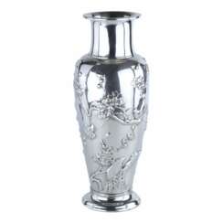 SILVER VASE IN JAPANESE STYLE, TIFFANY &amp; CO., USA, 1928