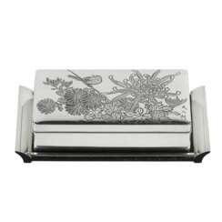 SILVER BOX WITH CHRYSANTHEMUMS AND BIRD. JAPAN, 20TH CENTURY