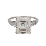 Ring mit Diamant im Smaragdschliff 5,84 ct - photo 1