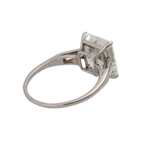 Ring mit Diamant im Smaragdschliff 5,84 ct - photo 3