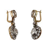 Paar Ohrhänger aus der Belle Époque mit Diamantbesatz zusammen ca. 4,1 ct - фото 2