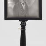 Biedermeier-Lichtschirm mit Porträt Kaiser Franz I. - Foto 1