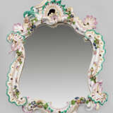 Großer Salonspiegel mit appliziertem Blumendekor - Foto 1