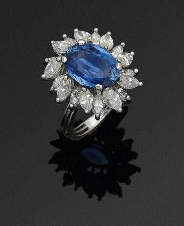 Eleganter Juwelenring mit kornblumenblauem Saphir - Foto 1