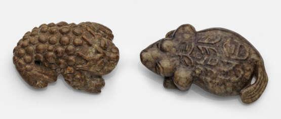 Zwei Jadetiere im archaischen Stil - photo 1