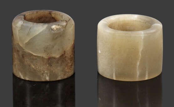 Zwei Ringe aus Jade - photo 1