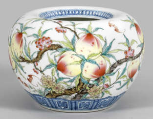 Vase mit "Nine Peaches"-Dekor