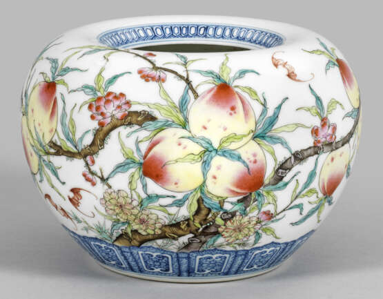 Vase mit "Nine Peaches"-Dekor - фото 1